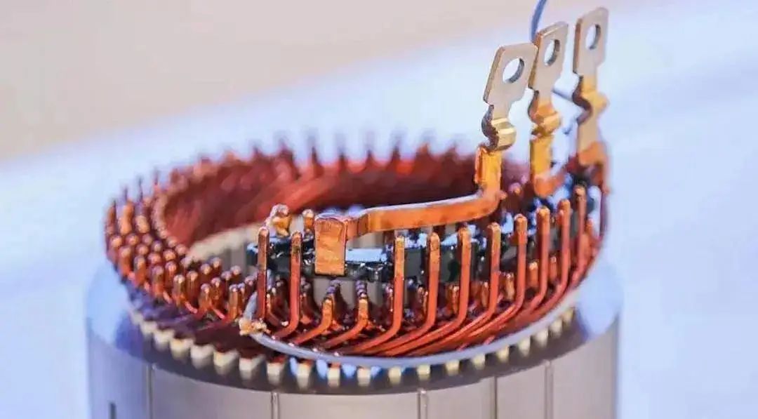 與圓形電機相比，為什么扁線電機更適合新能源汽車領域？—AIP艾普.jpg